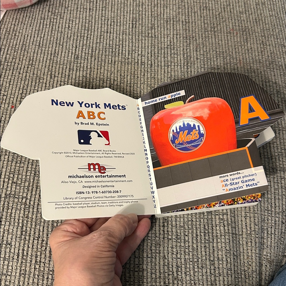 NY mets my first alphabet book ABC board book for kids baseball related - Picture 5 of 8